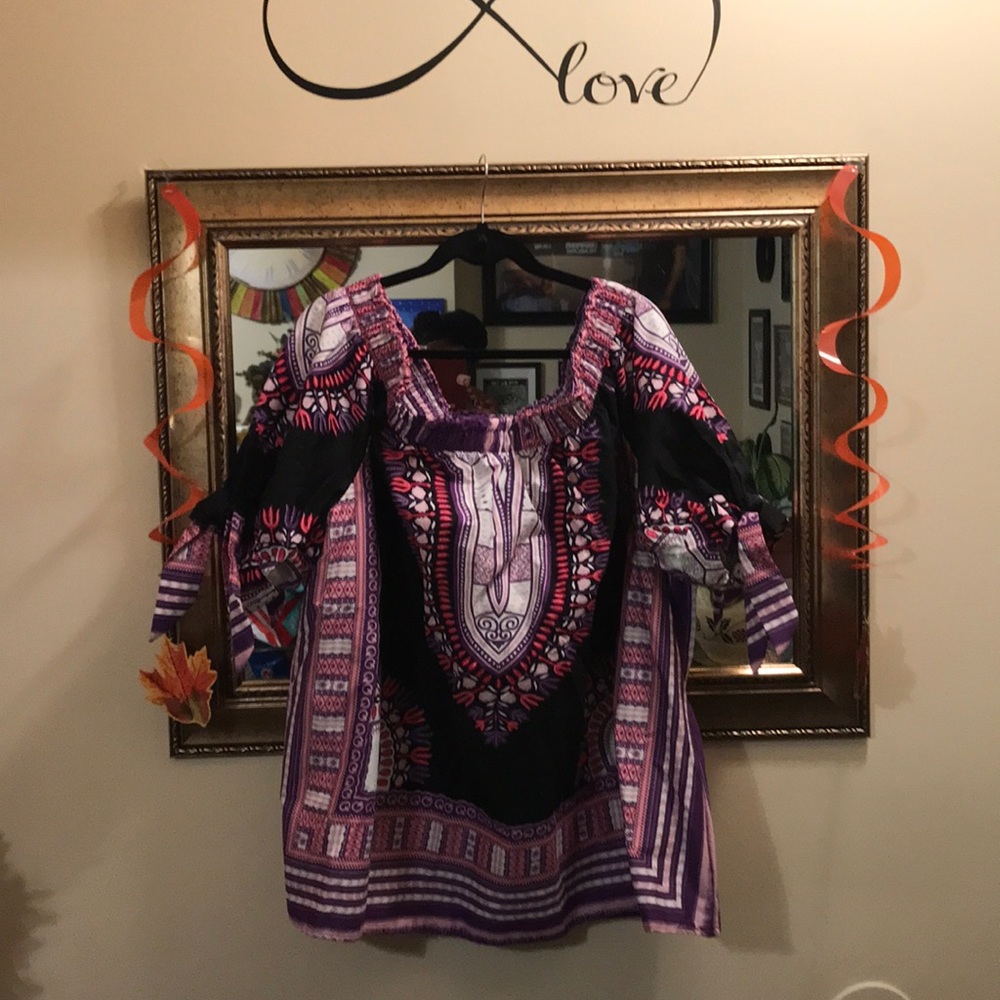 Pretty Tribal Print Off the shoulder top